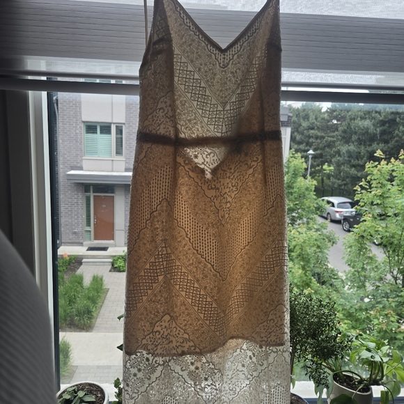 NWT Marciano Jordanna Lace Style Dress Size Medium - Picture 8 of 9